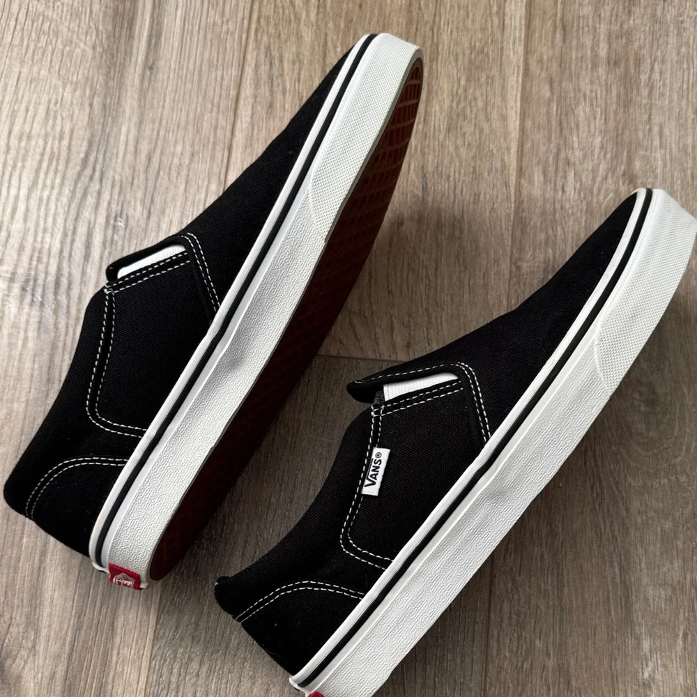 Vans Men's Black and White Asher Slip-On Shoes Size 8.5